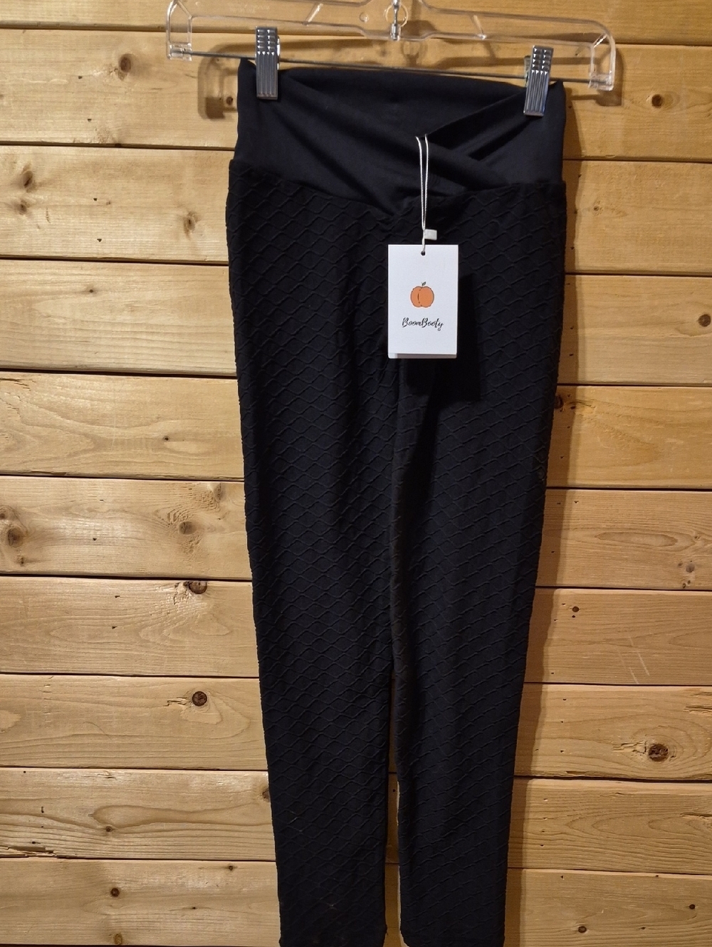 Womens BoomBooty Leggings Size Small NWT scrunch Behind